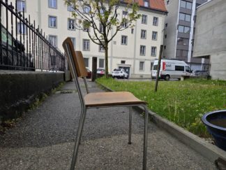 Chaises en bois/métal